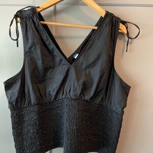 Old Navy Black V-Neck Tank Top